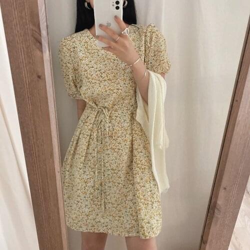 Chic Floral Print Summer Dress Women Korean Short Sleeve Casual Blue Party Dress High Waist Slim Vintage Chiffon Mini Dress