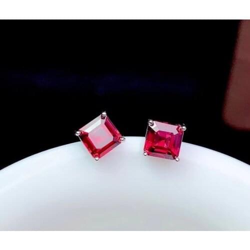 CoLife Jewelry Simple Silver Gemstone Earrings for Daily Wear 6mm Natural Garnet Stud Earrings 925 Silver Garnet Jewelry