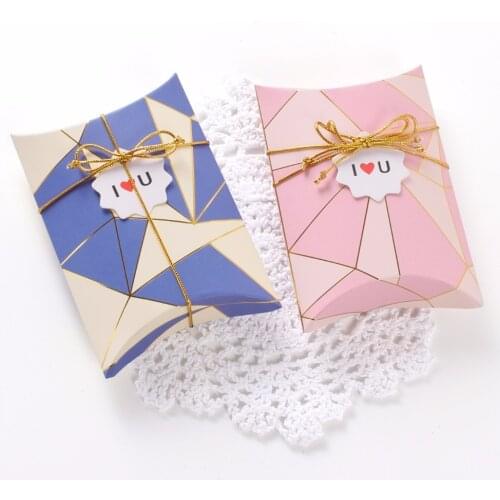 50pcs/lot New Pillow Box Ribbon Bow Present Carton Pouch Kraft Paper box Geometric Gift Boxes Wedding Party Supply