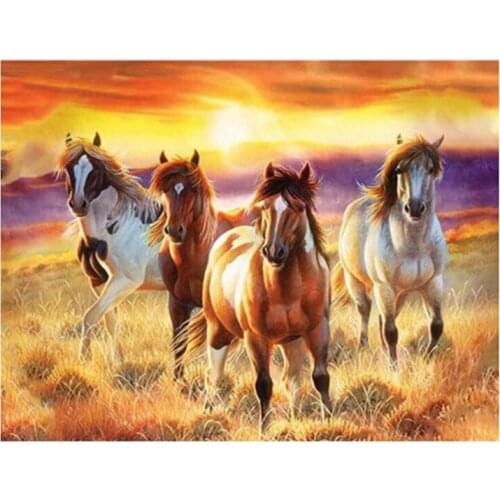 Full Drill Square Diamond DIY Diamond Painting Run The Horse Diamond Embroidery Cross Stitch Rhinestone