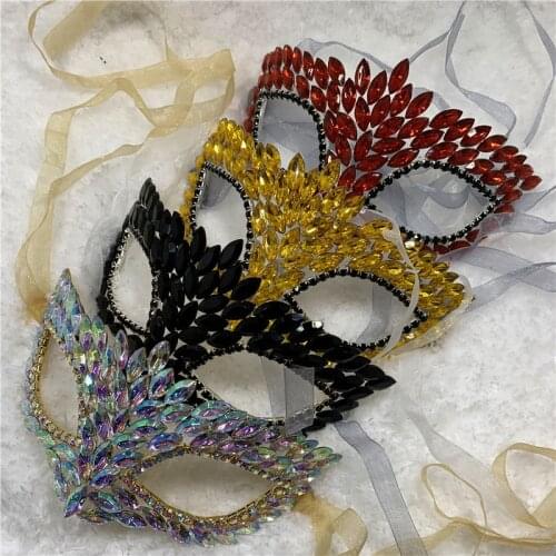 Fashionable womens exquisite masks, masquerade party jewelry, luxury and elegant shiny temperament masks
