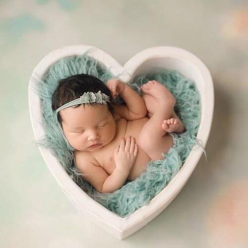 Baby Photography Props Wooden Heart Shape Box Newborn Infants Photo Posing Shooting Prop Accessories