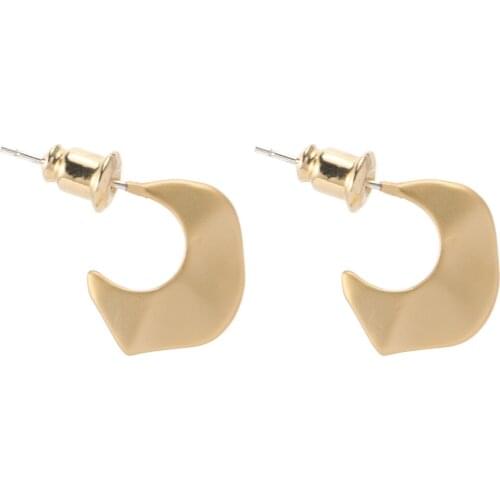 Badu Metal Earrings for Women English letter C Stud Earrings Simple Style Romantic Gift for Girls 2019 Fashion Jewelry Wholesale