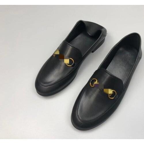 2021 New Fashion Women Loafer Shoes Soft Comfortable Flats Women Casual Shoes Metal Decoration Embroidered Shoes