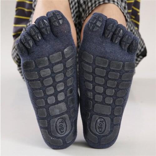 New Men Five Fingers Socks Winter Non slip Grip Fitness Toe Socks Low Calf Slipper Male Warm Floor Socks