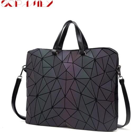 New Geometry Women Messenger bags Luminous Bao Bag Folding Handbag Tote hologram Diamond Women Shoulder Bags bolsa feminina