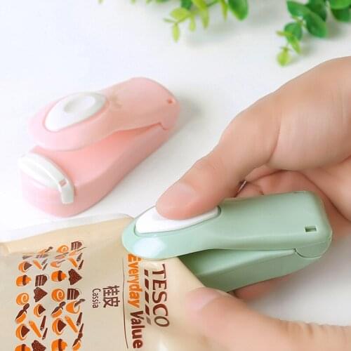 1pcs Mini Portable Food Clip Heat Sealing Machine Sealer Home Snack Bag Sealer Kitchen Utensils Gadget Kitchen Accessories Tools