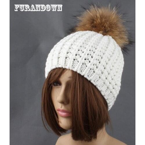 Autumn Hat Women Winter Hats Real Real Raccoon Fur Pompom Beanie Cap Bobble Hats For Women bonnet casquette