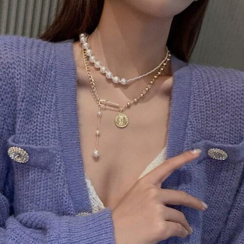 Origin Summer Vintage Double Layer Pearl Chain Head Portrait Contrast Color Asymmetric Pendant Necklace for Women Jewelry