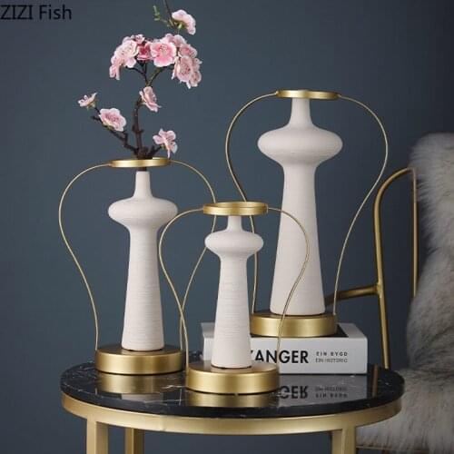 Creative Zen Ceramic Vases Metal Frame Flowers Arrangement Desk Decoration Floral Vase Porcelain Flower Pots Nordic Home Decor