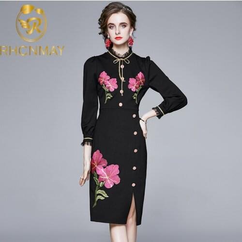 Fashion Designer Dress Autumn Womens Dress Stand collar Long sleeve Flowers Embroidery Package Buttocks Dresses