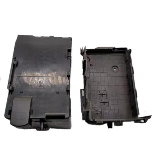 Suitable for Peugeot 208 2008 301 207CC Citroen DS3 C3XR Elysee Yunyi C4 Aircrossd Battery Cover Slot OEM: 5615Q0 9801801880