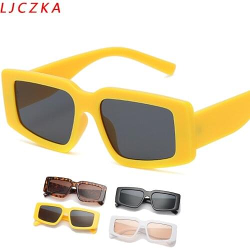 Womens Square Sunglasses Luxury Vintage Rectangle Summer Glasses Ladies Big Frame Yellow Eyewear Traveling UV Oculos De Sol