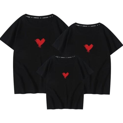New Red Heart Lover Couple T Shirts Summer Good Cotton Short Sleeve Matching Family Outfits Mother Father Matching Clothing