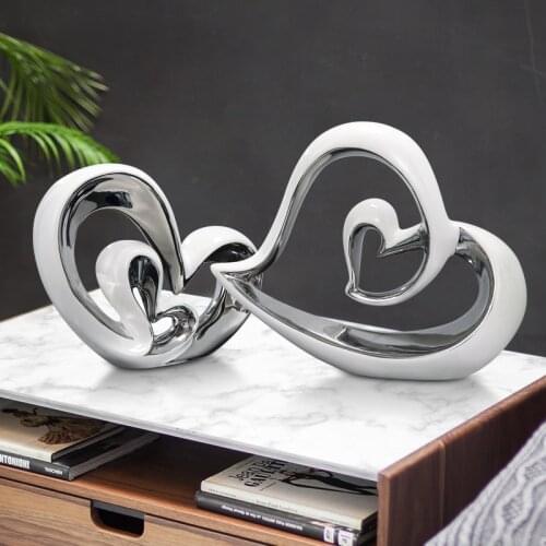 Modern Fengshui Ceramic Love Shape Ornaments Home Livingroom Table Furnishing Decoration Table Figurines Crafts Wedding Gifts