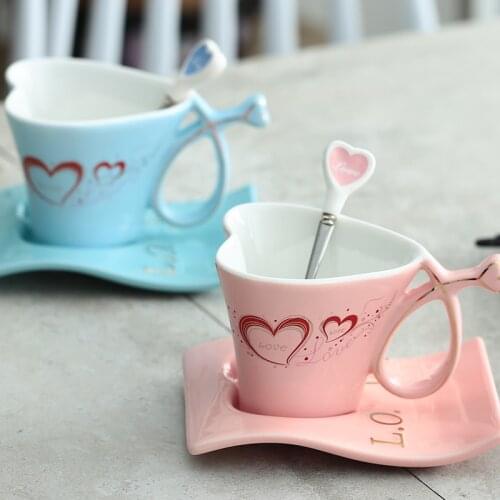 Creative Heart Shaped Ceramic Couple Cup European Coffee Cup Set British Girl Heart Wedding Gift Coffee Cup And Saucer Gift