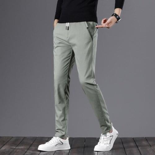 2021 Mens Trousers Spring New Green Solid Color Fashion Cotton Pocket Applique Full Length Casual Work Pants Pantalon