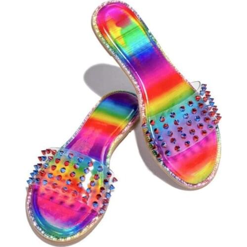 Hot Women Rivet Slippers Ladies Flat Casual Slides Open Toe Outside Metal Decoration Soft Beach Shoes Summer Female Footwear
