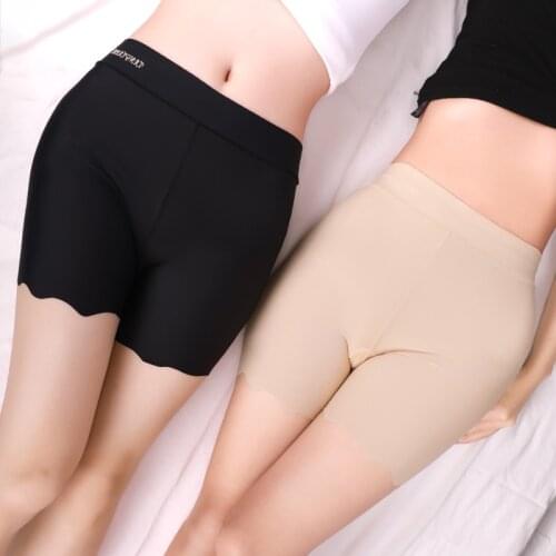 2Pcs/lot Fashion Women Summer White Black Shorts Ice silk cool Elastic High Waist plus size 4XL shorts women short