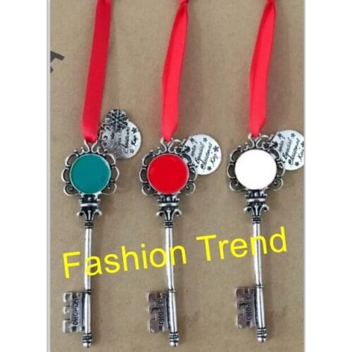 30pcs/lot 2018 hot selling factory price high quality stylish Monogrammed Santa Magic Key in stock