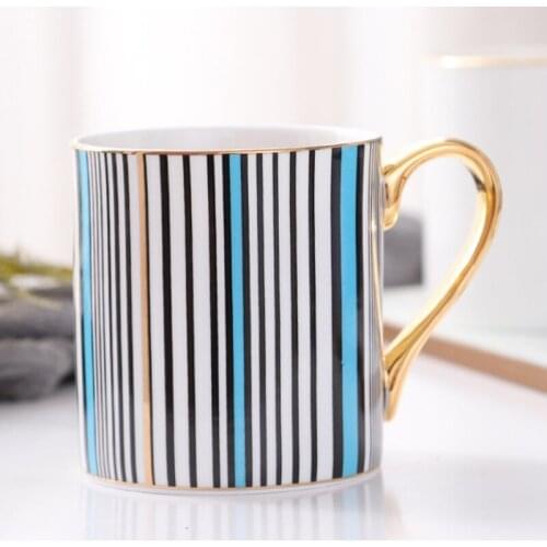 Nordic Ins Gold Circled Mug With Lid Spoon Light Luxury Creative Personality Trendy Water Cup Household Ceramic Coffee Mug