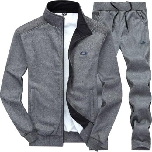 New Men Sets Fashion Autumn winter Sporting Suit Sweatshirt +Sweatpants Mens Clothing 2 Pieces Sets casual Slim Tracksuit TZ003