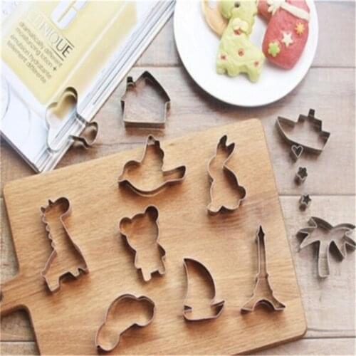 10pcs/lot New Stainless Steel Cutters Halloween Series Pumpkin Witch Hat Skull Ghost Biscuit Cutters Baking Tools Decorations