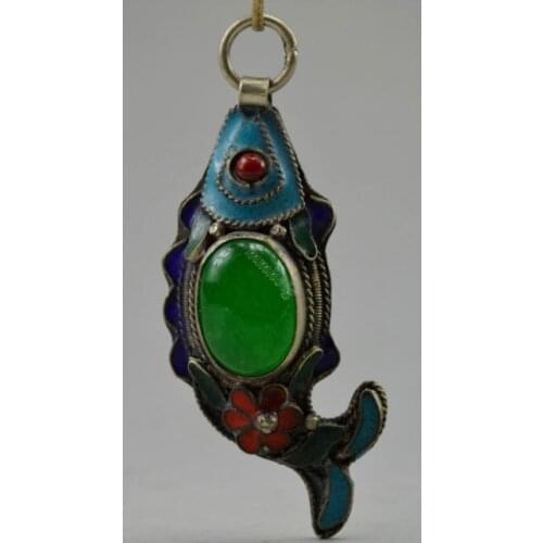Exquisite Chinese Collectible Decorate Old Tibetan Silver Inlaid with Artificial Green Jade Cloisonne Flower Fish Pendant