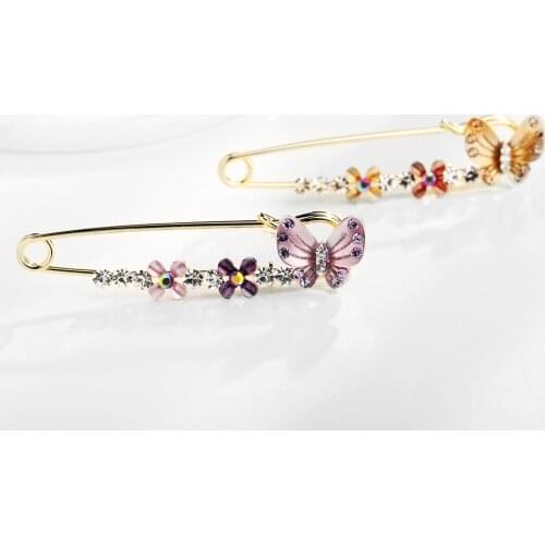 Big Size Pendant Charm Hijab Pins for Women Peacock Swan Butterfly Animal Pearl Bow Brooch for Women Jewelry Accessories Fashion