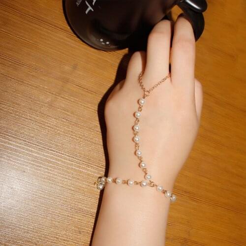 Fashion jewelry simple fashion pearl even finger Bracelet female personality creativity all-around jewelry wholesale