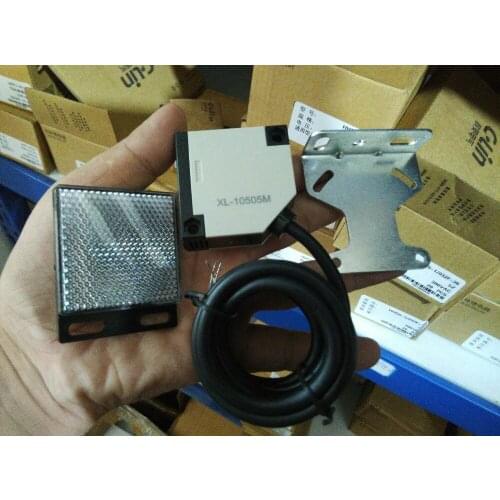 Brand new original authentic C-Lin E3JK-R4A Feedback Reflective Photoelectric Switch AC Power Relay Output