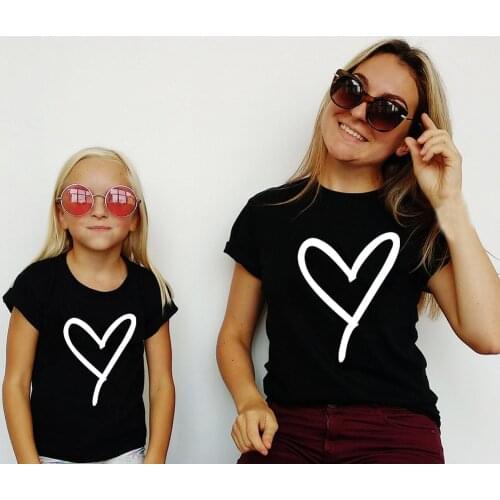 Mommy and Me Heart Print Matching Black T-shirts Mom and Daughter Son Family Matching Clothes Mom and Me Tshirt Baby Bodysuit