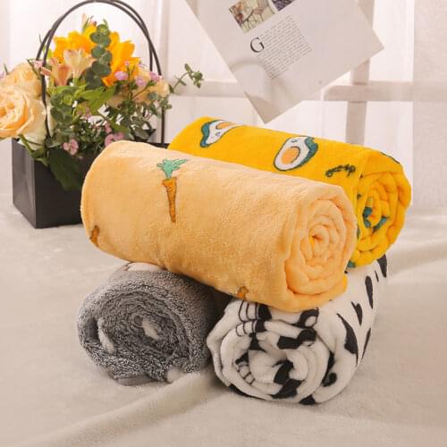 HiCoDo Pet Blanket Dog Soft Warm Cat Sleep Fleece Mat Bath Supplies Bed Cover Towel Lovely Print Mattress for Puppy Product