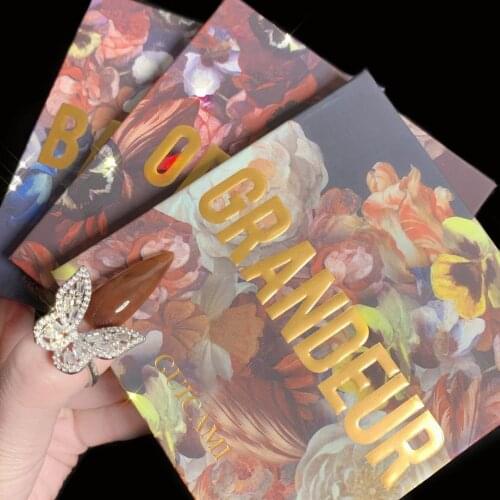 9 Colors Retro Palace Style Matte Eyeshadow Palette Face Makeup Palette Eye Palette Make-up for Women Shadow Palette