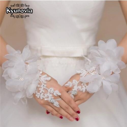 Kyunovia Bridal Short Gloves China