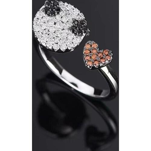 Queen Lotus Wedding Rings