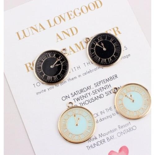 Trendy New 10PCs 25*29MM Kawaii Clock Pendants DIY Jewelry Findings Enamel Alloy Gold Tone Earring Necklace Charms Ornaments