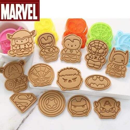 Marvel Plastic Cake Mould Iron Man Spiderman Captain America Cake Tools Cartoon Biscuit Baking Cookie Mold DIY Party Decoration