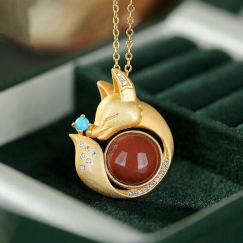 Original designer epoxy enamel porcelain craftCrystal Pendant Necklace Creative Fox Shape Feminine Charm Brand Jewelry
