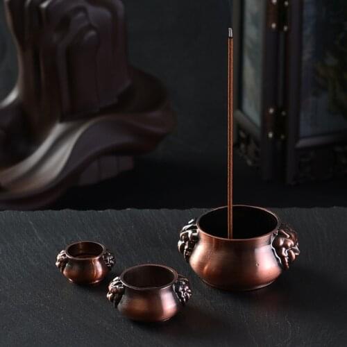 1pcs Metal Creative Incense Holder Zinc Alloy Lion Incense Base Metal Crafts Home Decoration Sandalwood Incense Burner