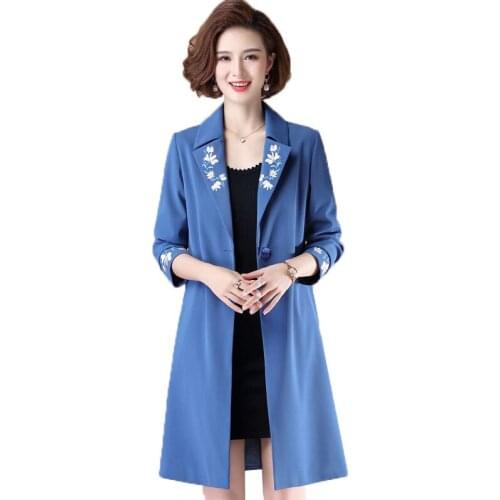 2021Middle-aged Elderly Womens Jackets New Spring Autumn Mid-length Mother Windbreaker Loose Women Coat Plus Size 5XL A794