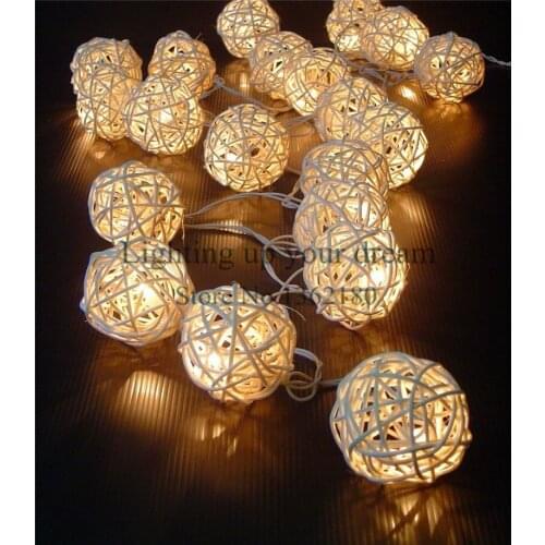 2016 new 2M 20 LED Warm White Rattan Ball LED String Lighting Holiday Christmas Wedding Party Curtain Decoration Lights Xmas