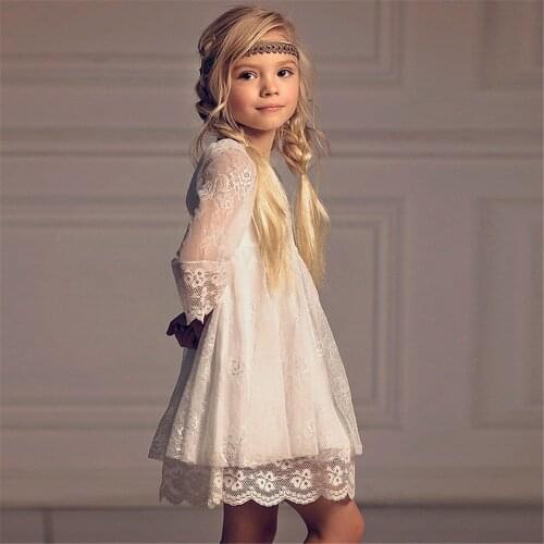 Vintage Flower Girl Dresses for Wedding Lace flared sleeves Tulle Crew Champagne Sash Children First Communion Gowns