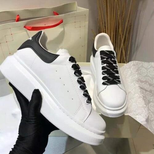 Luxury Women Flat Sneakers Womens Vulcanized Shoes Lace Up Genuine Leather Brand Designer Casual Walking Unisex Running Shoes