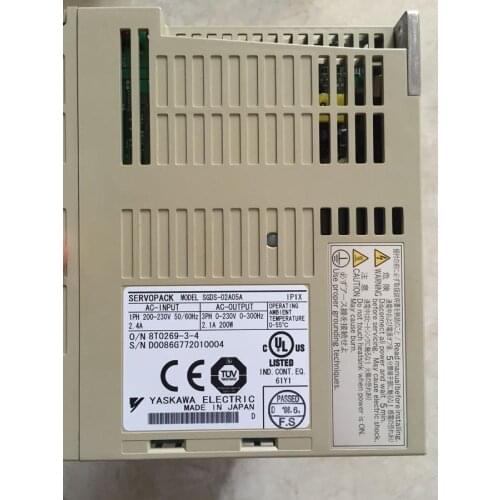 SGDS-02A05A servo driver , used in good condition . 80% appearance new , good working , free shipping