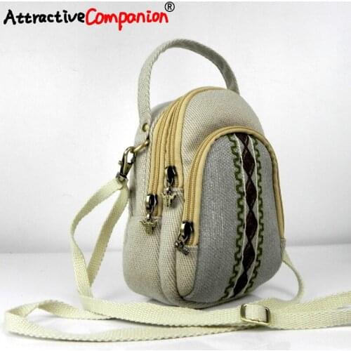 Attractivecompanion Women's Shoulder Bags