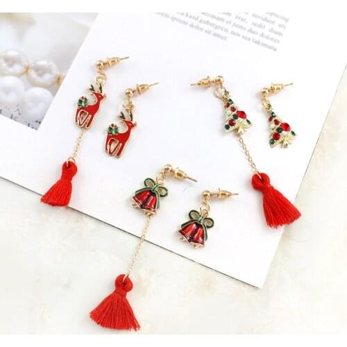 3 Options European Asymmetrical Wind Chimes Christmas Tree Elk Fringed Chain Easy Matching Overcoat Pairs Earrings Jewelry