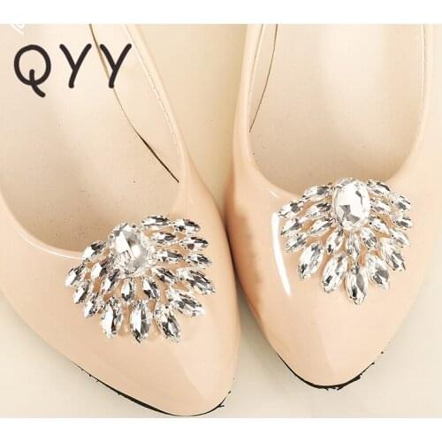QYY Fashion Women Shoe Buckle Flower Austrian Crystal Bridal Shoe Accessories Jewelry Wedding Shoe Clips for Bride Gifts
