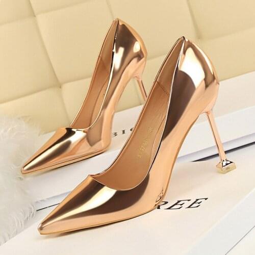 Classic Womens Pumps Patent Leather Pumps For Women High Heel Shoes Womens Office Shoes On Heels 9.5cm Pointed Toe Stiletto