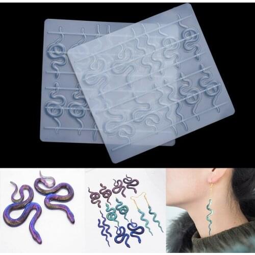 1Pcs Serpent Shapes Dangle Pendant Earring Epoxy Resin Casting Molds Snake Head Craft Silicone Mold For DIY Jewelry Making Tool